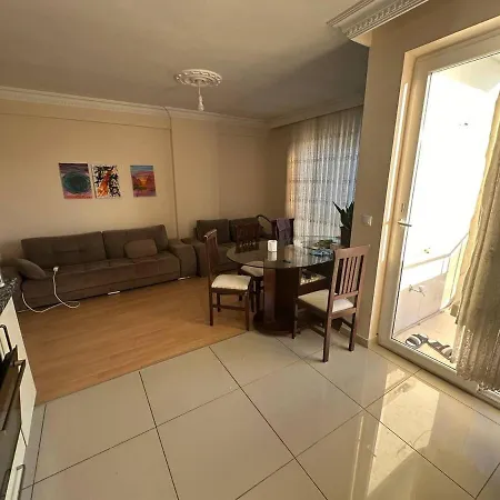Lovely 2 Bedroom In Center Апартаменты Анталья