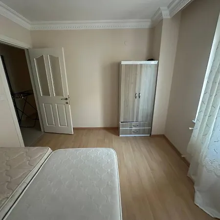 Lovely 2 Bedroom In Center *